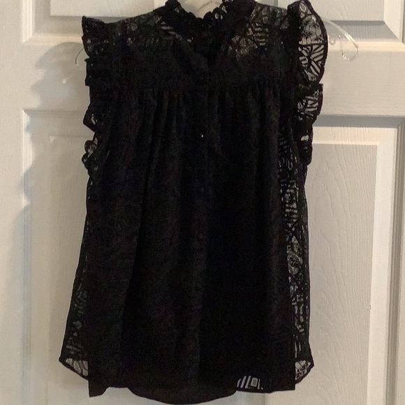 Ruffled sleeve sheer lace top with silky camisole from FRAME - Picture 8 of 16